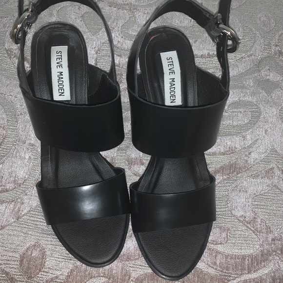 SOLD - Picture 4 of 5